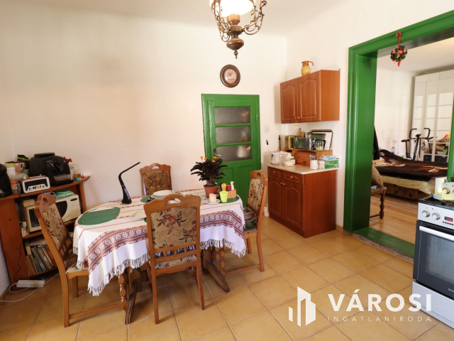 Eladó társasházi lakás Győr Pinnyéd
