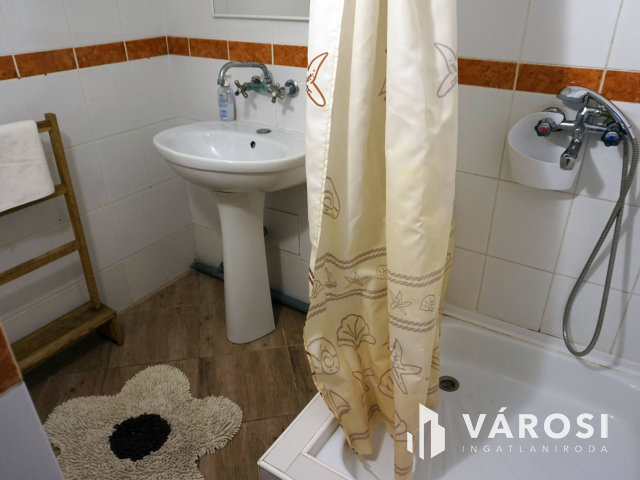 Fogadó alternatív fűtéssel a gyógyfürdő mellett