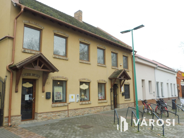 Inflációt enyhítő,befektetés Makó belvárosában!