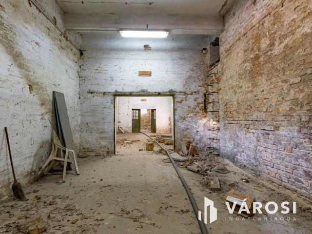 Soroksári úton iparterület eladó, akár működő üzemmel