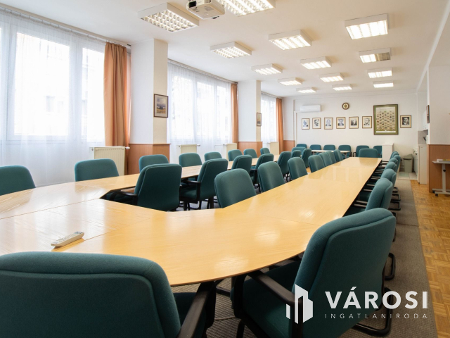 109 m2-es önálló irodaegyüttes kiadó a Lehel tértől 500 m-re