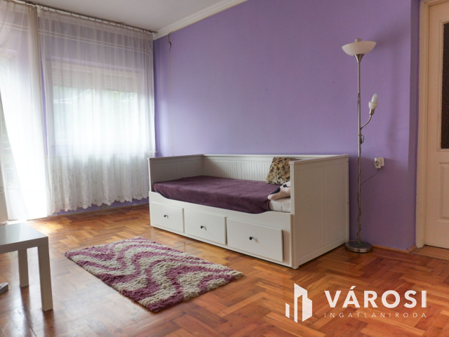 Remek családi ház Üröm legszebb részén!