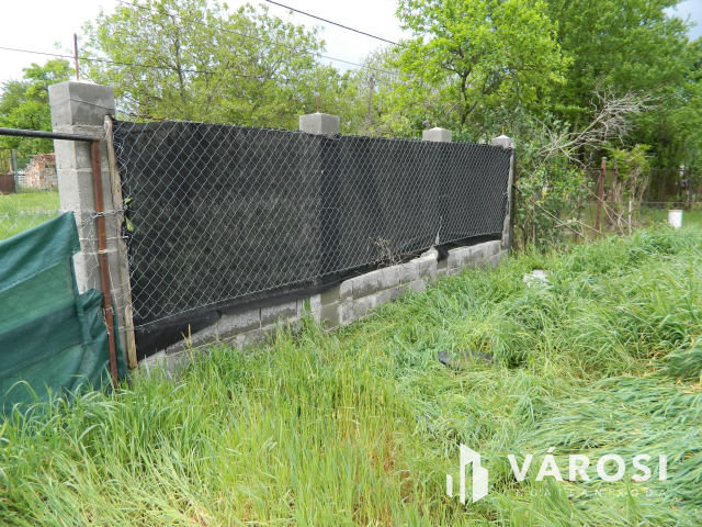 Gyula, Ajtósfalván csendes környezetben építési telek