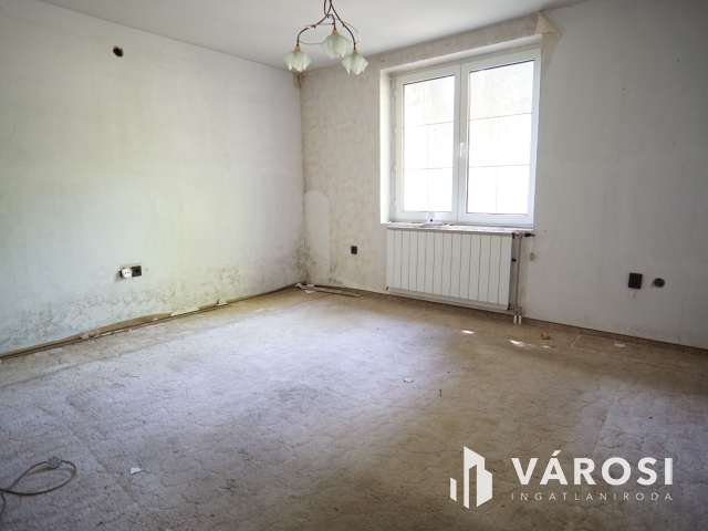 Miklósfán lehetőségekben gazdag, egyedi családi ház