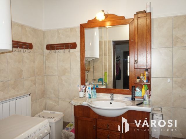 Igényes tanyakomplexum akár falusi turizmusra!