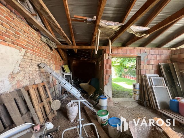 Félkész ház Jaminában