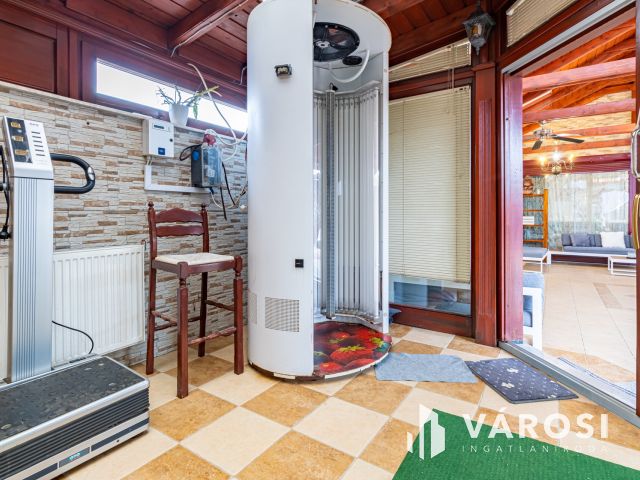 Wellnessház kiadó Fóton