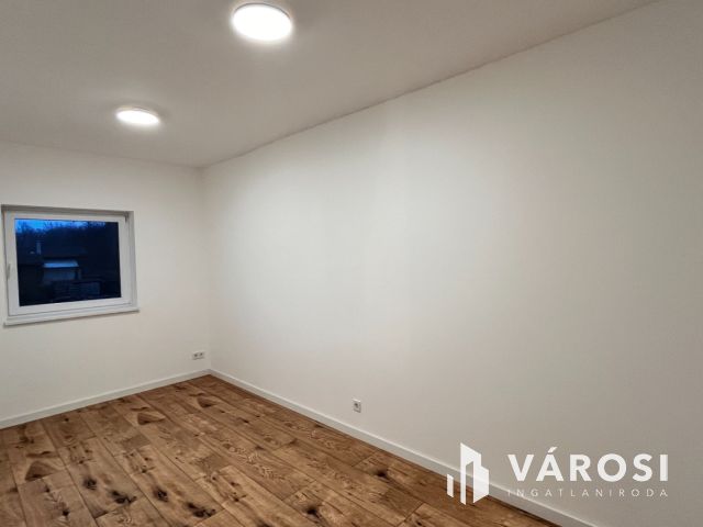 Modern ház családosoknak!