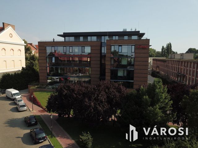 Debrecen legszebb, legjobb, irodakomplexumában kiadó irodák!
