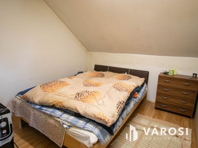 Nyugodt környéken eladó ház Töltéstaván