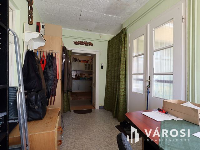 Bodonyban csendes utcában felújítandó ház eladó