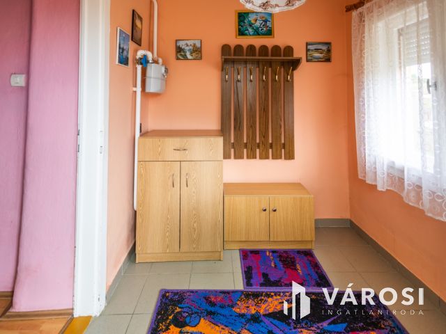 Olyan, mint egy folyóparti nyaraló, de mégis sokkal több..