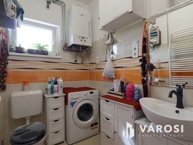 Recsk csendes utcájában részben felújított családi ház eladó