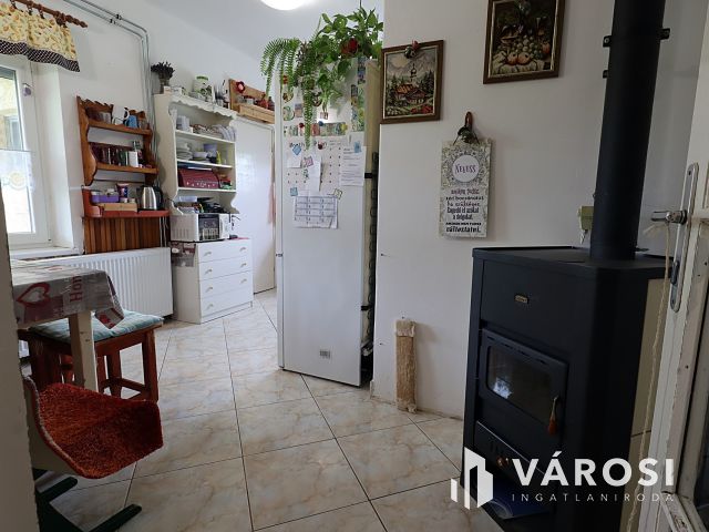 Recsk csendes utcájában részben felújított családi ház eladó