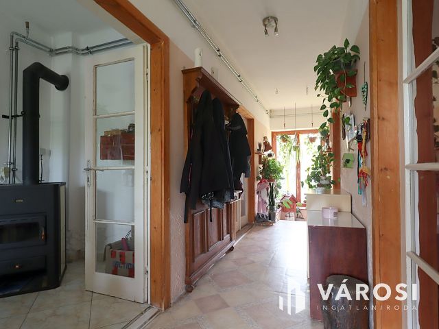 Recsk csendes utcájában részben felújított családi ház eladó