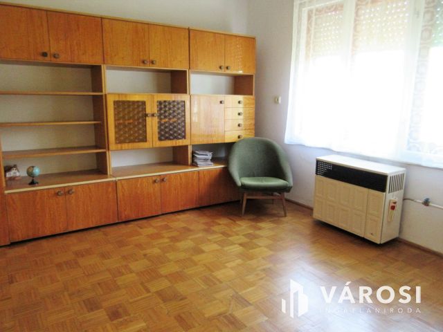 Szuper téglaház Tótkomlóson – akár két generációnak is!