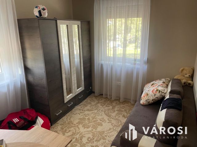 Szuper jó áron, szuper jó lakás eladó!