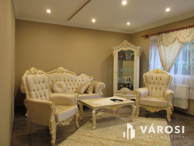 Két generációs otthon