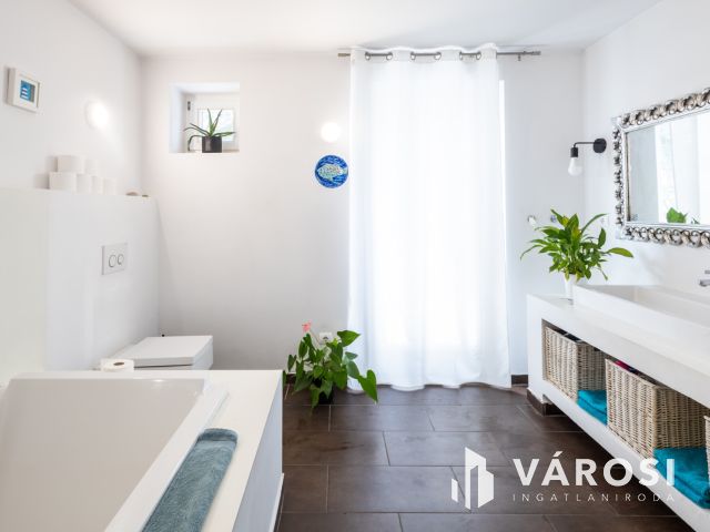 Tökéletes családi ház lakásbeszámítással a Fürdőövezetben