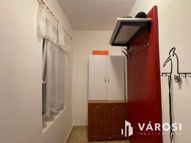 Saját ízlés szerint befejezhető parasztház eladó