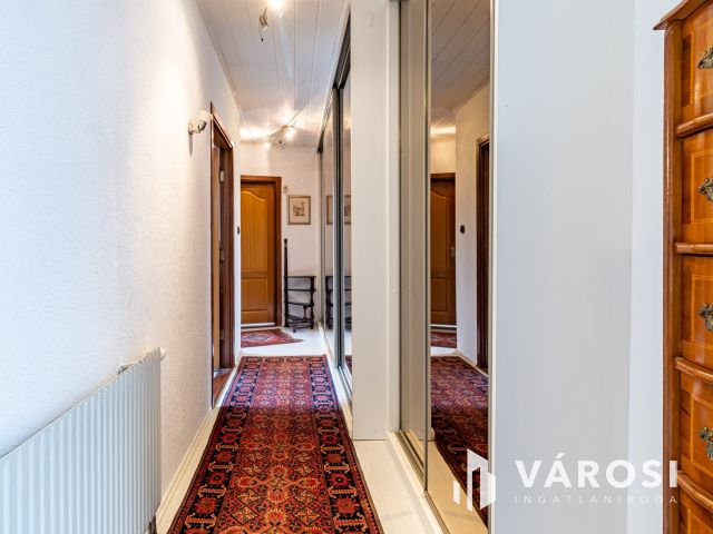 Szép nagy ház, rendezett nagy telek, Rákosszentmihályon