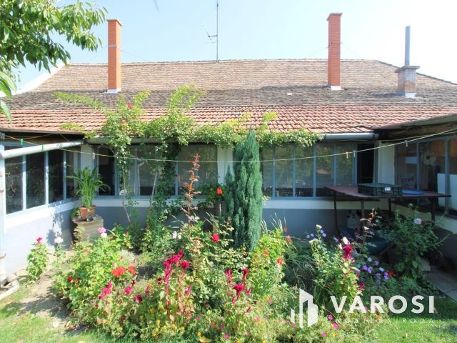 Otthon, kert és vállalkozás