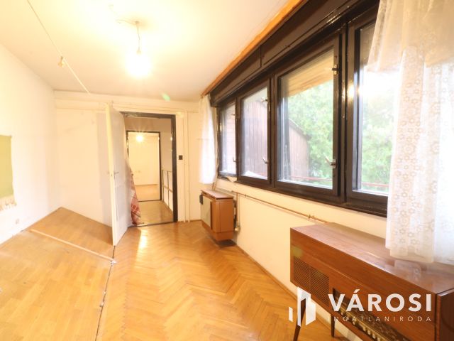 Irodának is alkalmas családi ház felsővároson!