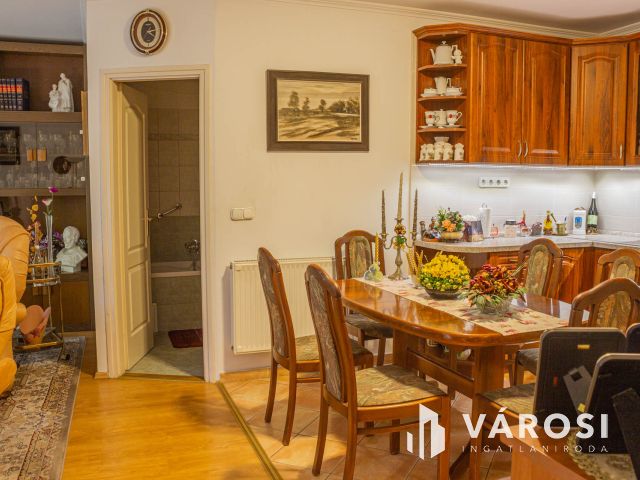 Tágas 2 szobás az I. emeleten garázs lehetőséggel