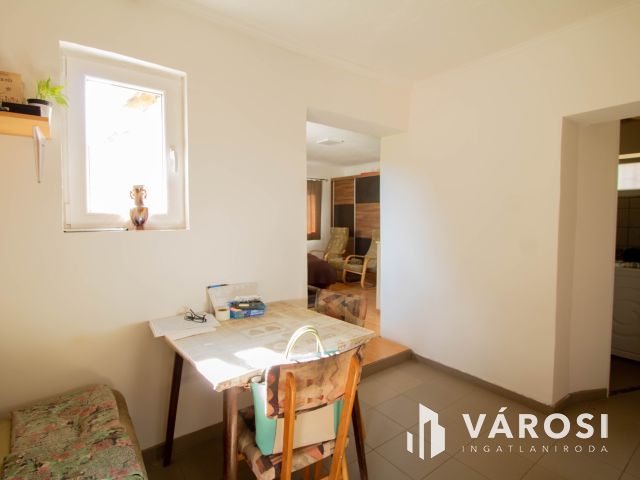 Erdő közepén, a természet szomszédságában élni jó.