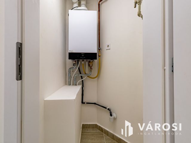 Mammut bevásárló központra panorámás lakás  a Széna téren