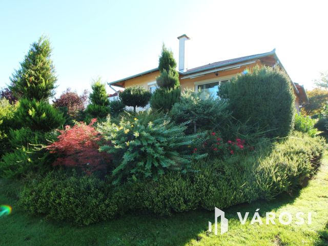 Tökéletes otthon gyönyörű környezetben