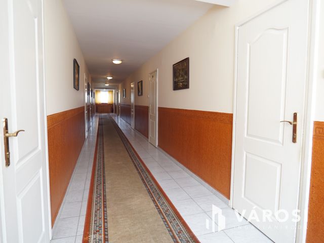 Tökéletes helyen, jó állapotú vendéglátó egység eladó!