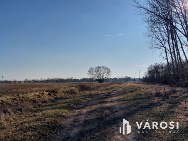 Fejlesztési terület Debrecen szomszédságában!