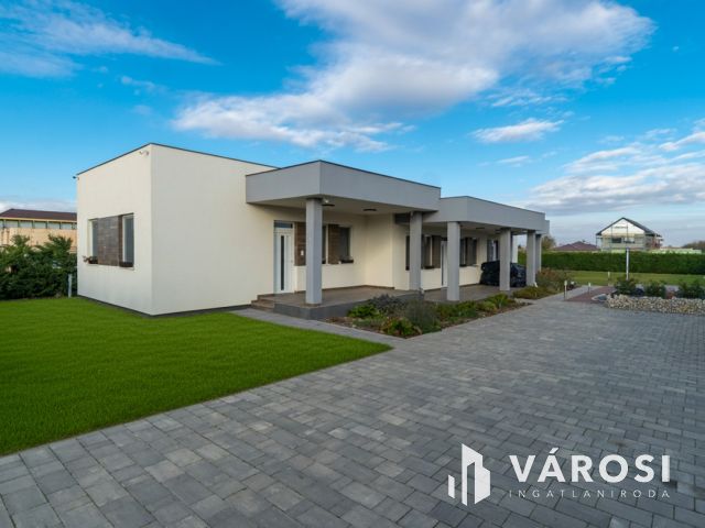 Egyedülálló lehetőség Ságváron