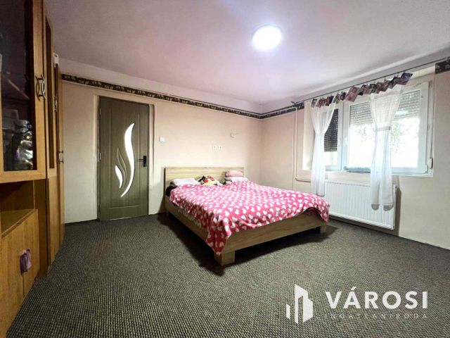 Nyugodt csendes környezetben, barátságos ház eladó