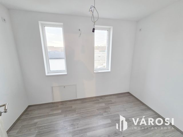 Kétgenerációs Modern Családi Otthon Soroksáron