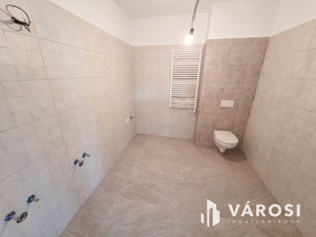 Kétgenerációs Modern Családi Otthon Soroksáron