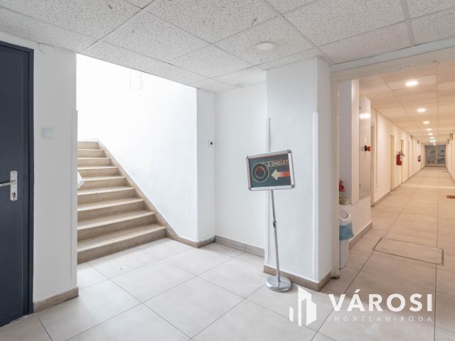 64 m2-es, három helyiséges iroda Fáy utcai irodaépületben