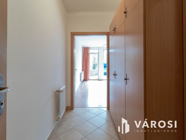 37 m2-es kiváló állapotú iroda Pesterzsébet központjában