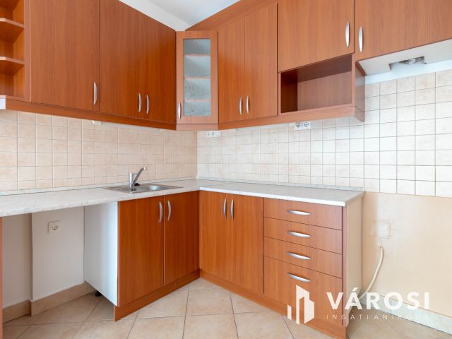 37 m2-es kiváló állapotú iroda Pesterzsébet központjában