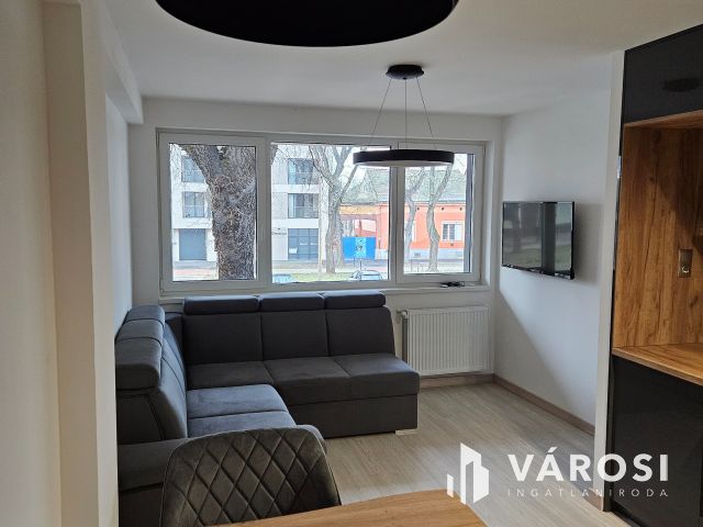 Debrecen Belvárosi Szuper Kis Albérlet!
