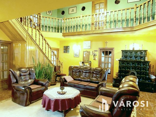 Családi ház, birtok, műhely, cégvásárlási opcióval eladó