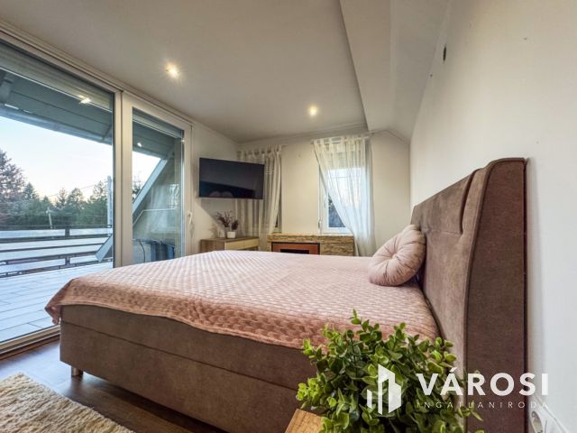 Tökéletes otthon a természet ölelésében