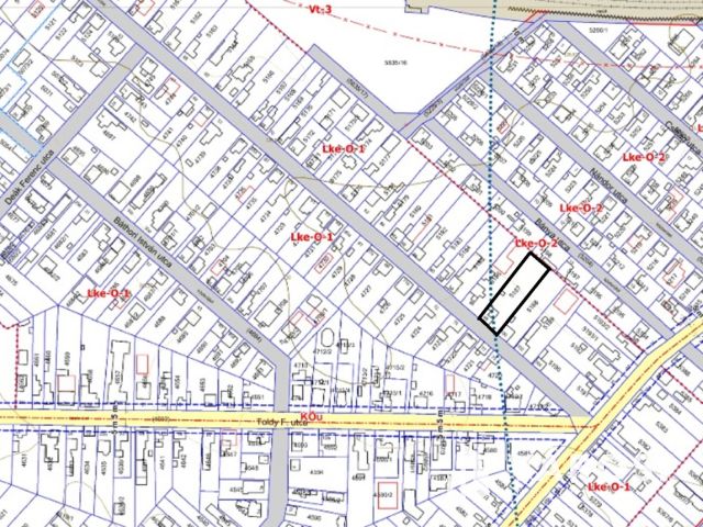 Hatalmas telek Vecsés közkedvelt részén!