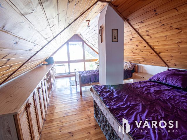 Állandó lakhatásra, de vendégháznak is ideális