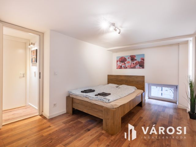 Belvárosi tágas duo otthon