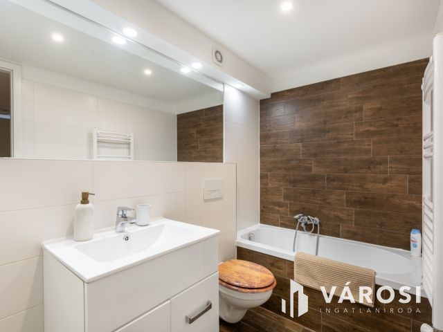 Belvárosi tágas duo otthon