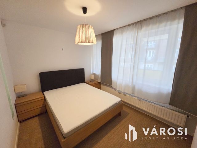 Igényes lakás a Belváros szívében