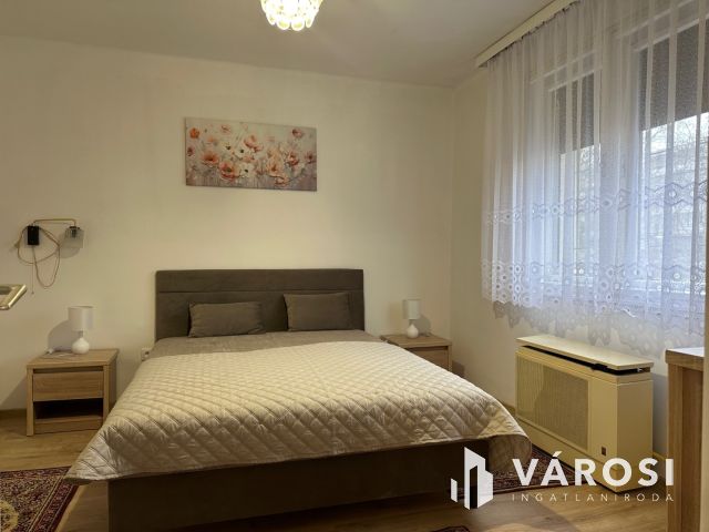 Kivételes helyen, csendes környezetben lakás KIADÓ!