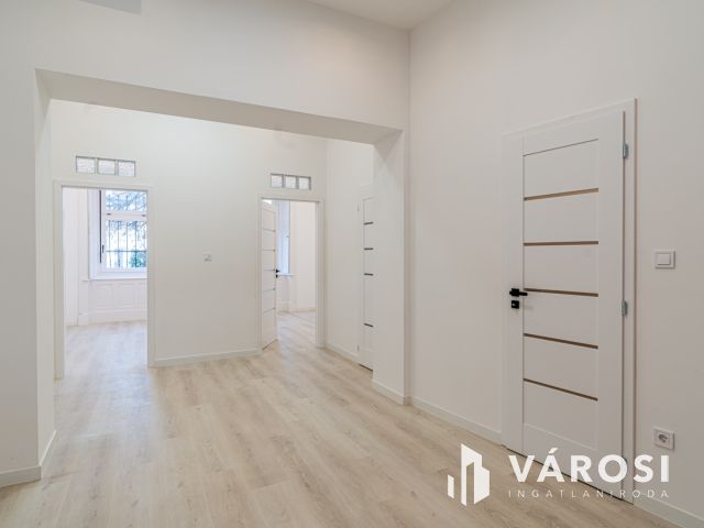 Akár lakni akár befektetni Vásárhely belvárosában 04